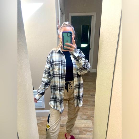 The Gap, medium, brown white and caramel flannel - Picture 3 of 3